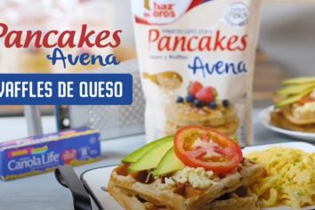 Pancakes Avena Waffles de Queso