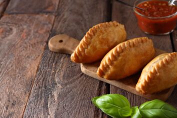 Desde Italia un sabor perfecto para disfrutar en familia: Receta de panzerotti relleno de carne y queso mozzarella